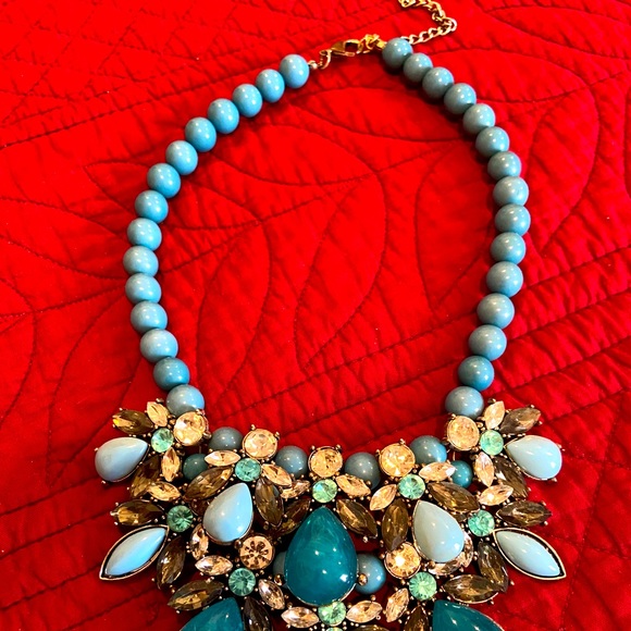 Statement necklace in turquoise! Costume jewelry! - Picture 2 of 2